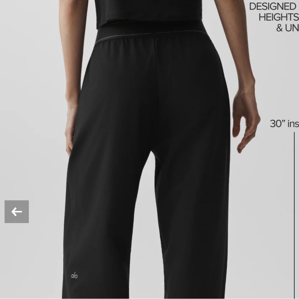 ALO Yoga Suit Up Trousers (Long) - Picture 4 of 8